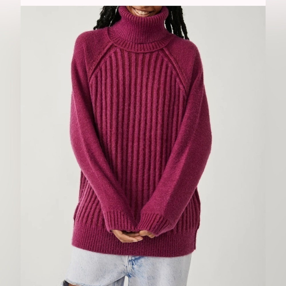 FREE PEOPLE BIG CITY TURTLE SWEATER MULBERRY GARNET XS NEW